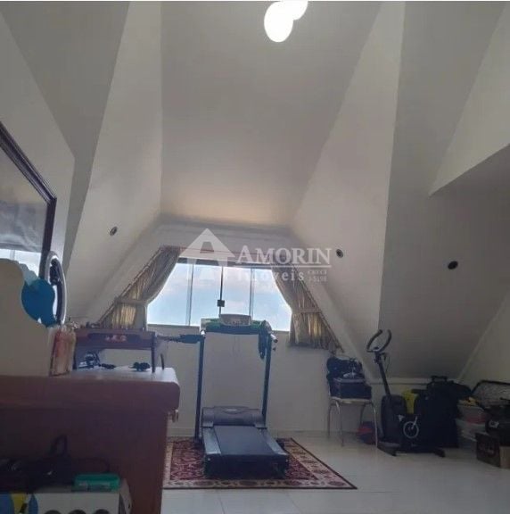 Sobrado com 3 dormitórios à venda, 123 m  por R  585.000,00 - ...