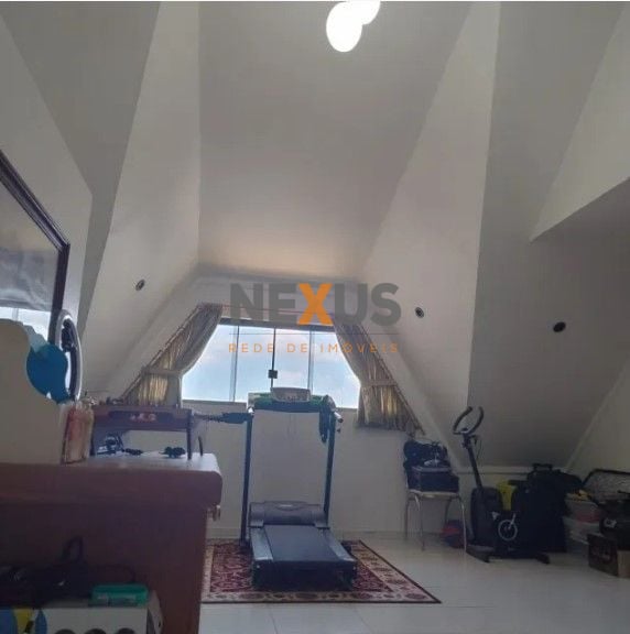 Sobrado com 3 dormitórios à venda, 123 m  por R  585.000,00 - ...