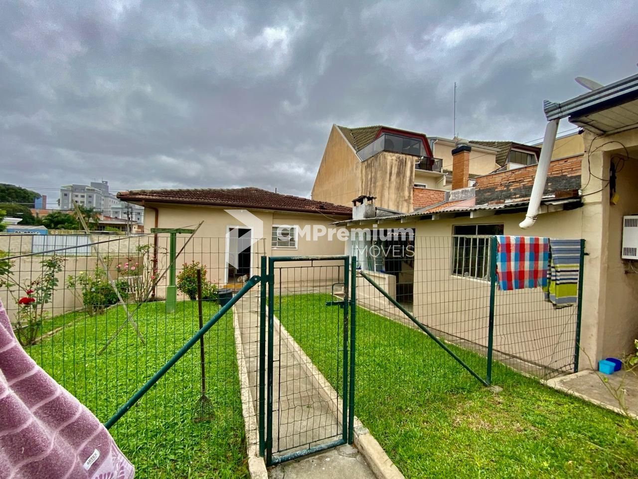 Terreno à venda, 780 m  por R  1.300.000,00 - Portão - Curitib...