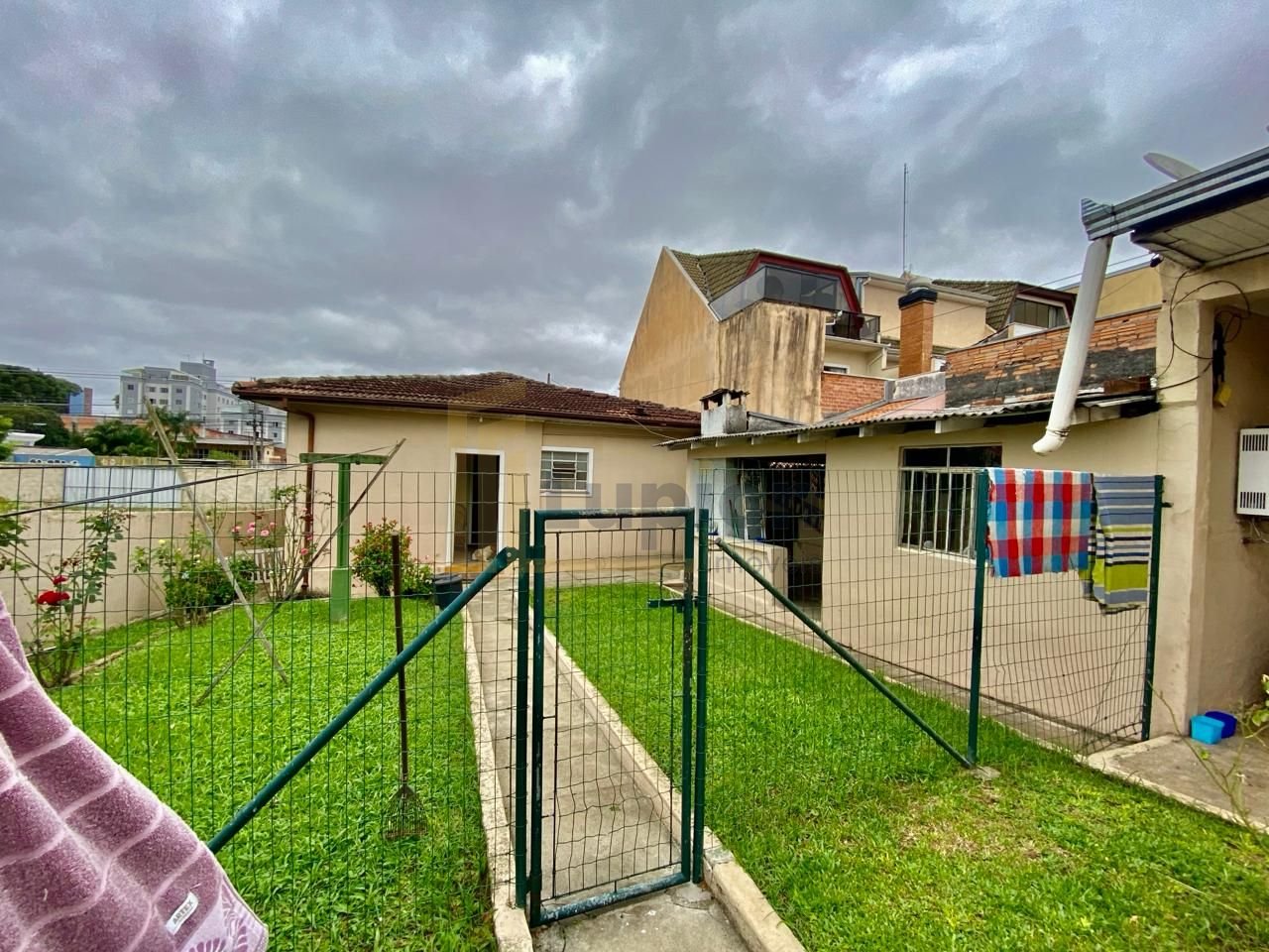Terreno à venda, 780 m  por R  1.300.000,00 - Portão - Curitib...