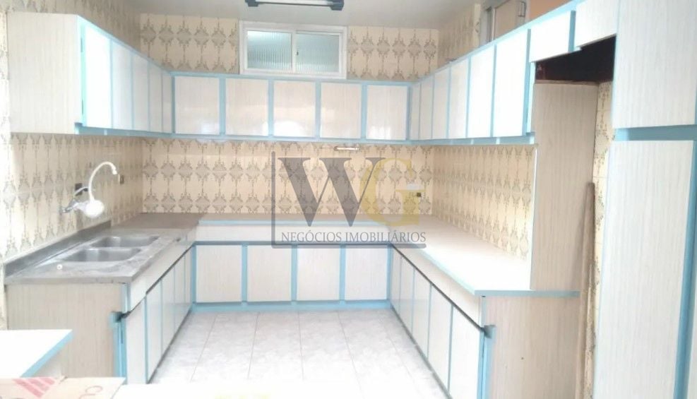 Barracão à Venda no Boqueirão  600m  de Espaço e Localização E...