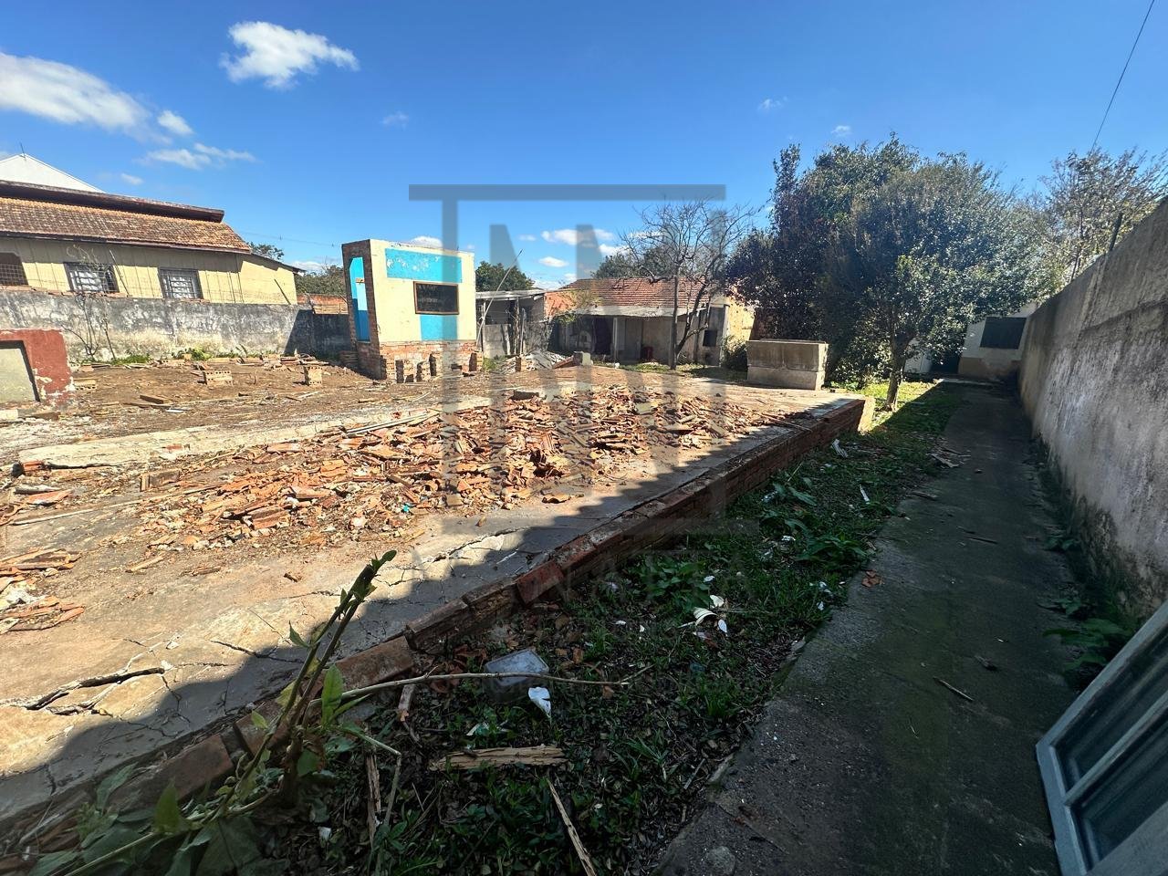 Terreno à venda no bairro  São Braz, CURITIBA - PR