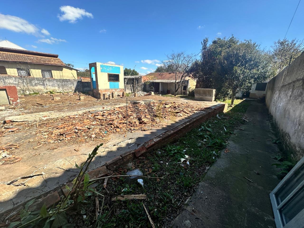 Terreno à venda no bairro  São Braz, CURITIBA - PR
