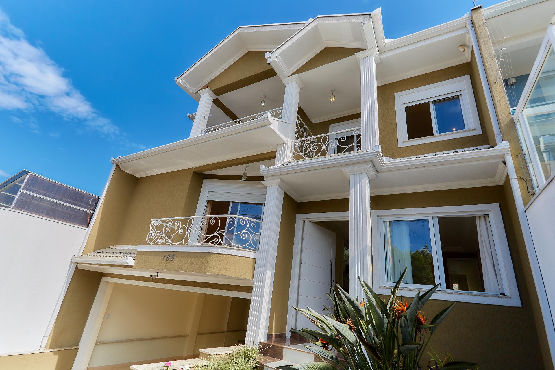 Sobrado à venda, Rua Luiz Lucca, 185  São Braz, Curitba - Pr