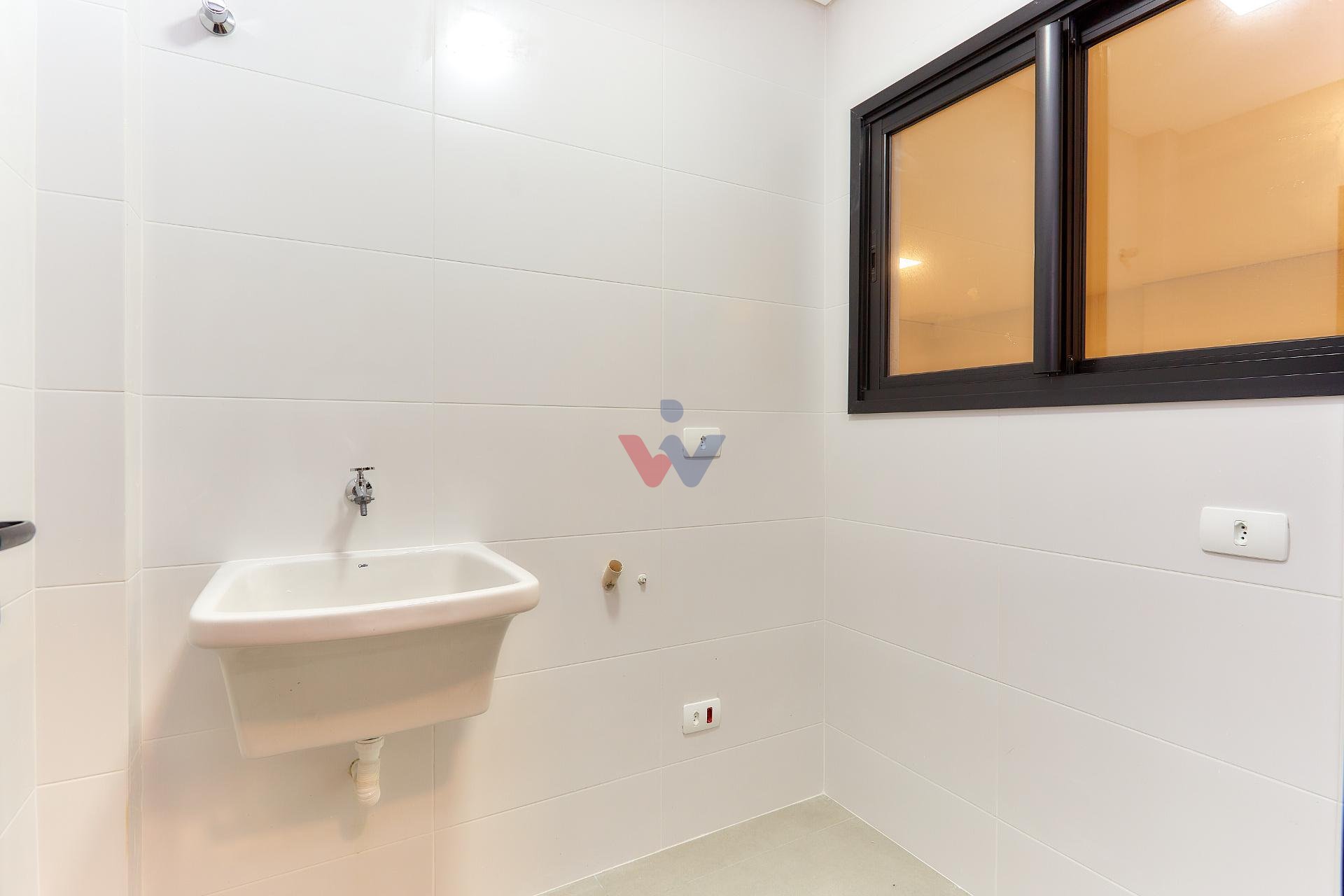 Casa à venda, Rua João Azolin, 72, bairro Santa Felicidade, Cu...