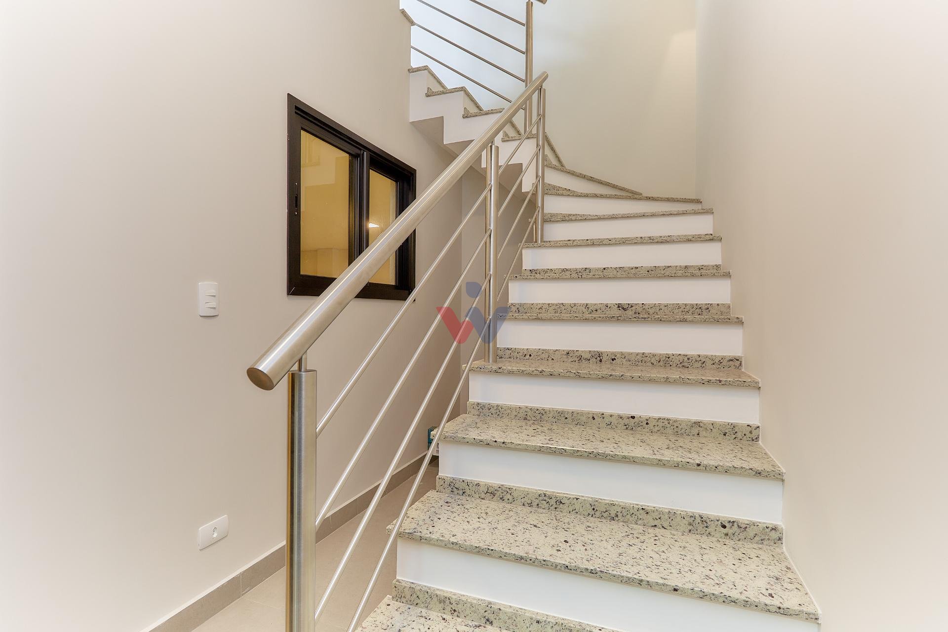 Casa à venda, Rua João Azolin, 72, bairro Santa Felicidade, Cu...