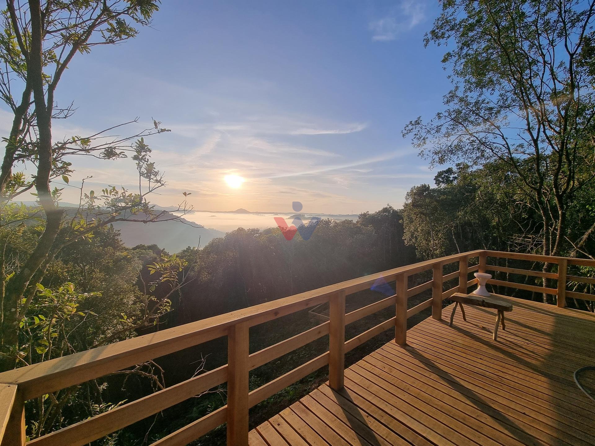 Terreno à Venda com Vista para as Montanhas  20.000 m 