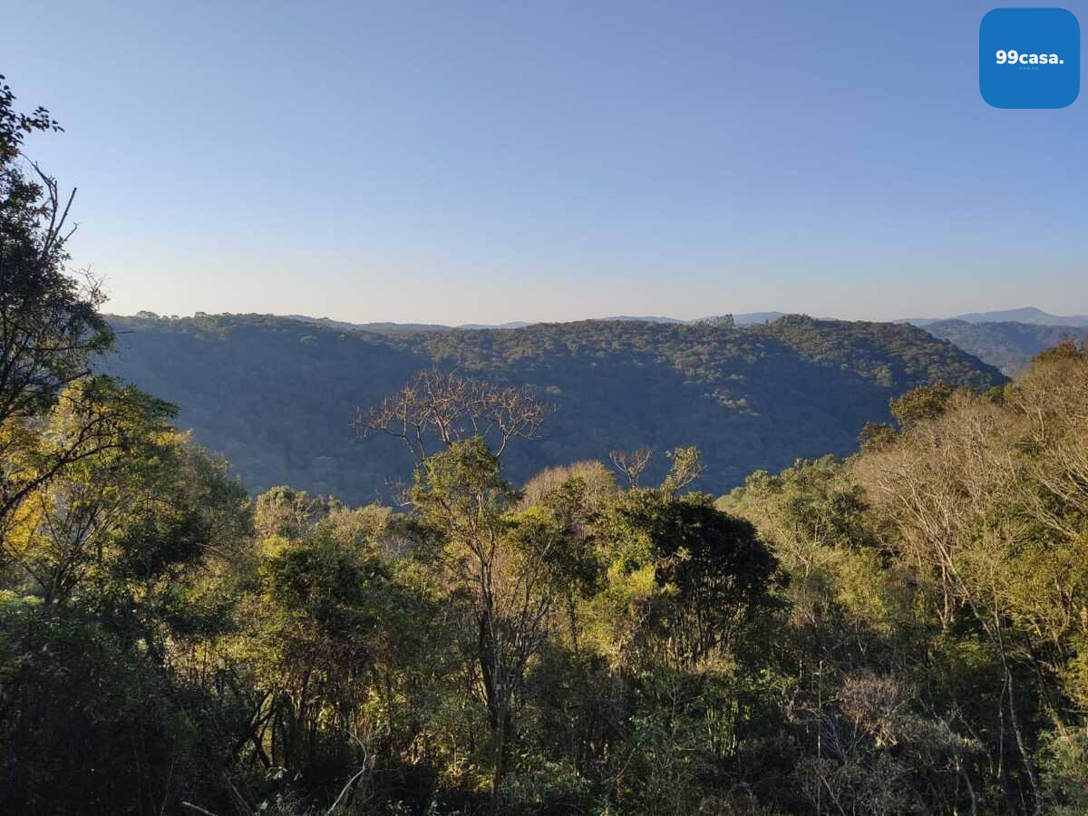 Terreno à Venda com Vista para as Montanhas  20.000 m 