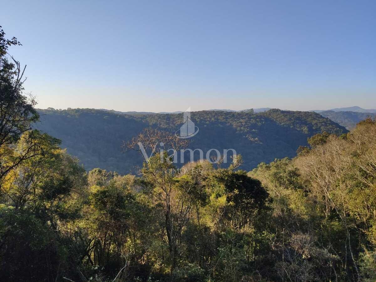 Terreno à Venda com Vista para as Montanhas  20.000 m 