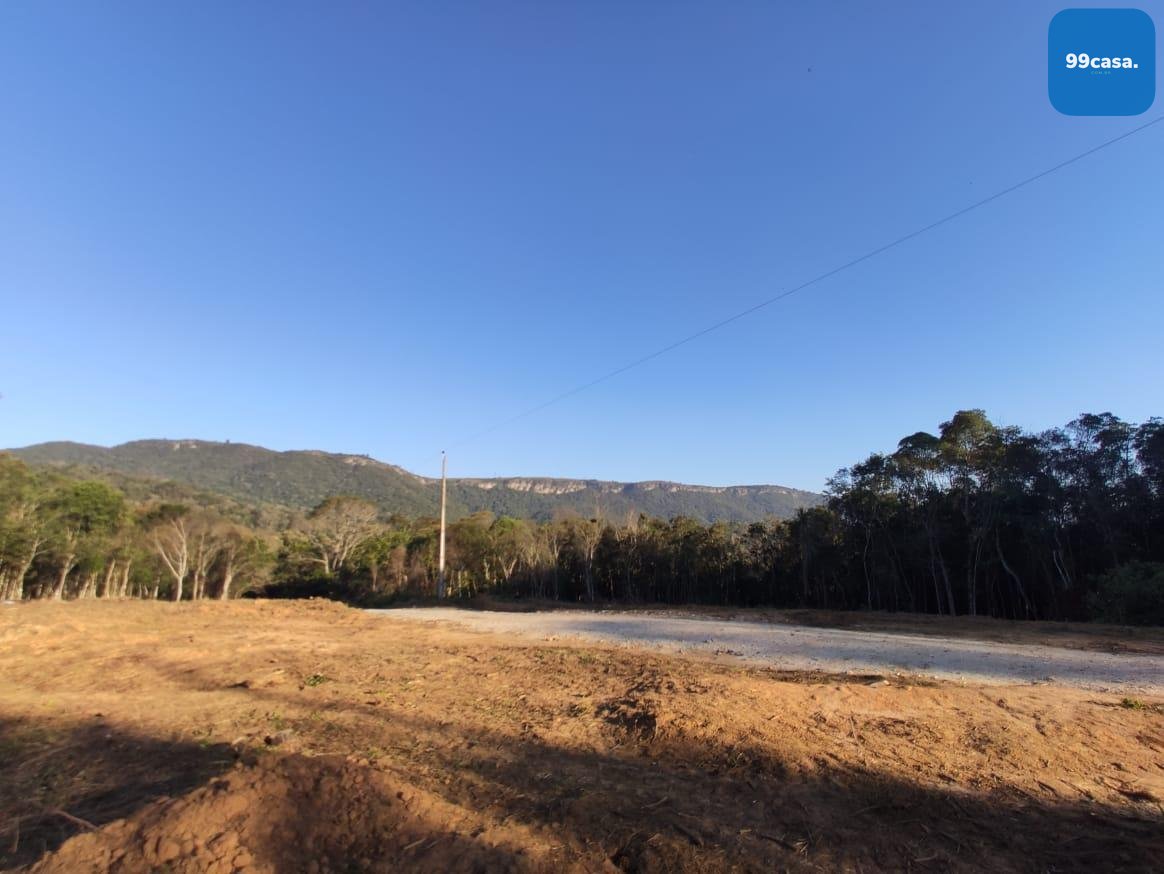 Terreno à Venda com Vista para as Montanhas  20.000 m 