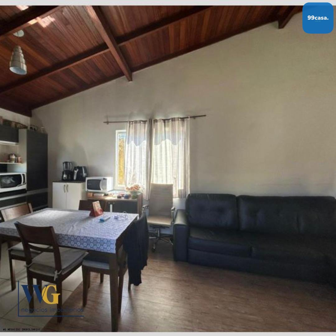 Casa à Venda no Bairro São João do Rio Vermelho, em Florianópo...