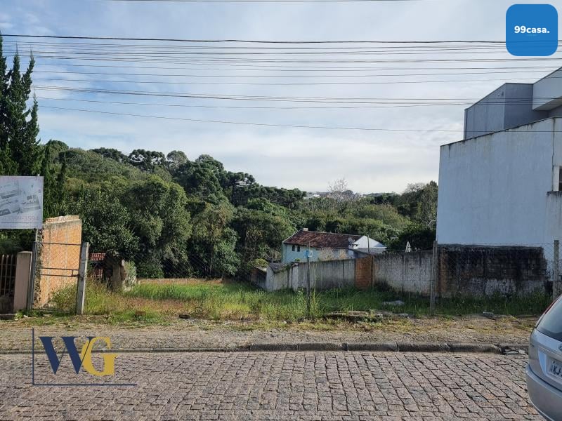 Terreno à Venda no Bairro Aparecida Terreno com 716m  em Campo...