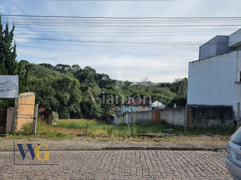 Terreno à Venda no Bairro Aparecida Terreno com 716m  em Campo...