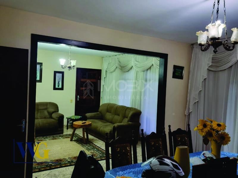 Casa à Venda no Centro de Campo Largo PR Localização Privilegi...