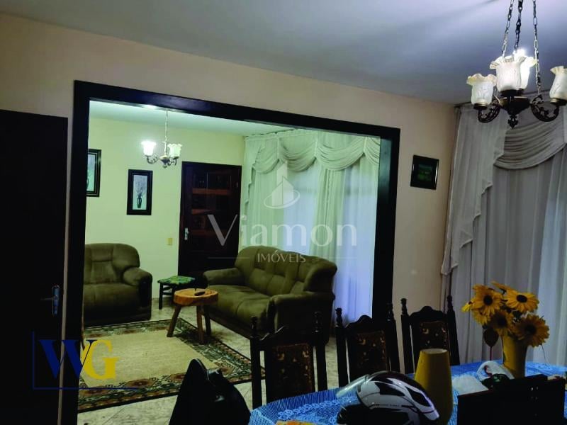 Casa à Venda no Centro de Campo Largo PR Localização Privilegi...