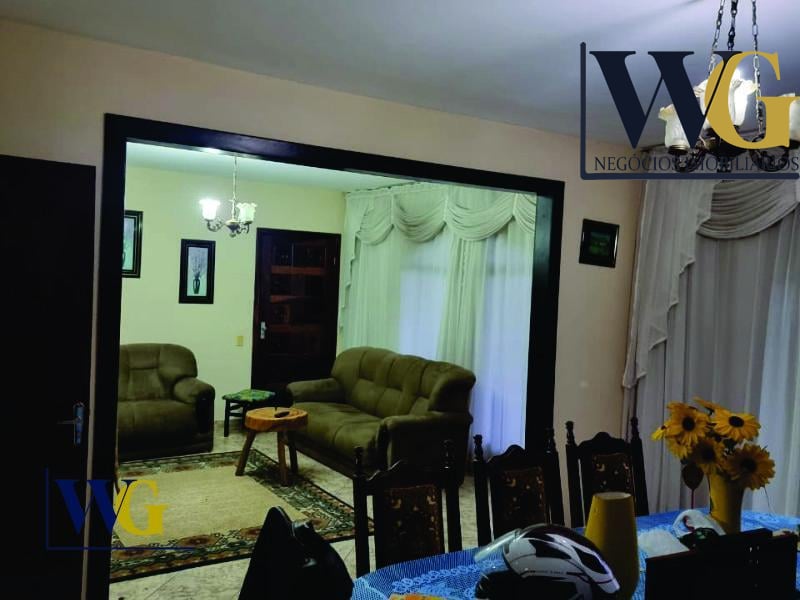 Casa à Venda no Centro de Campo Largo PR Localização Privilegi...