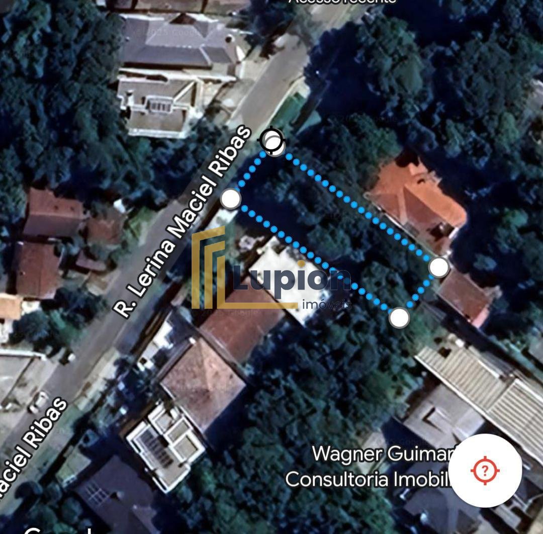 Terreno com excelente vista para o Parque da Barreirinha