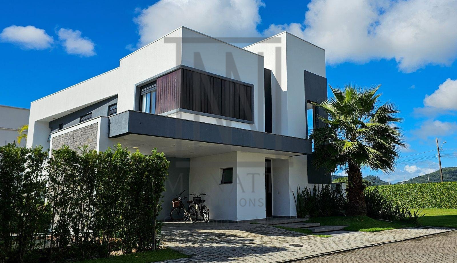 Casa à venda, 2 suítes, 4 demi-suítes, em condomínio, bairro d...