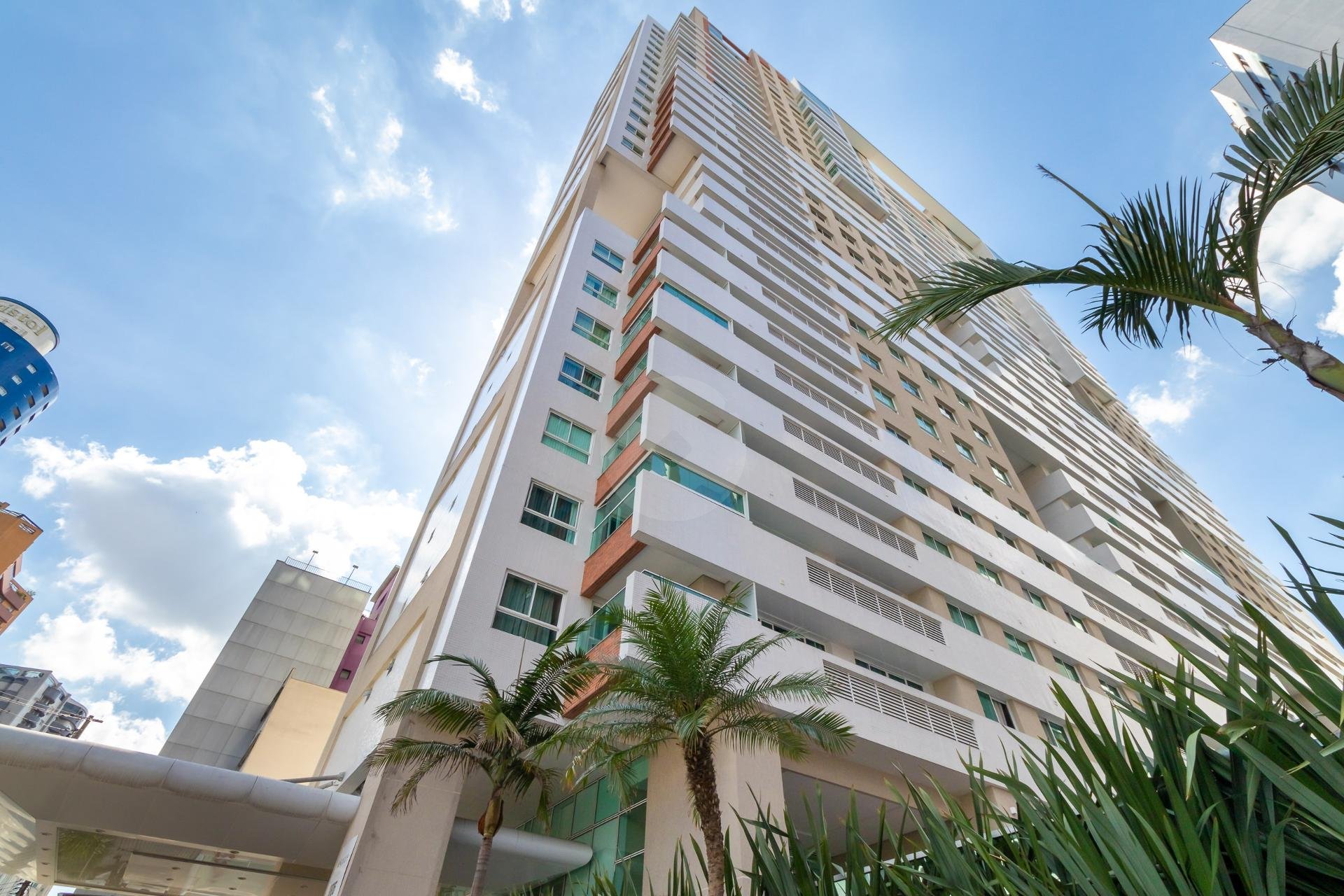 Apartamento com 2 quartos  1 Suíte  no Lifespace Curitiba, lazer completo e localização central.