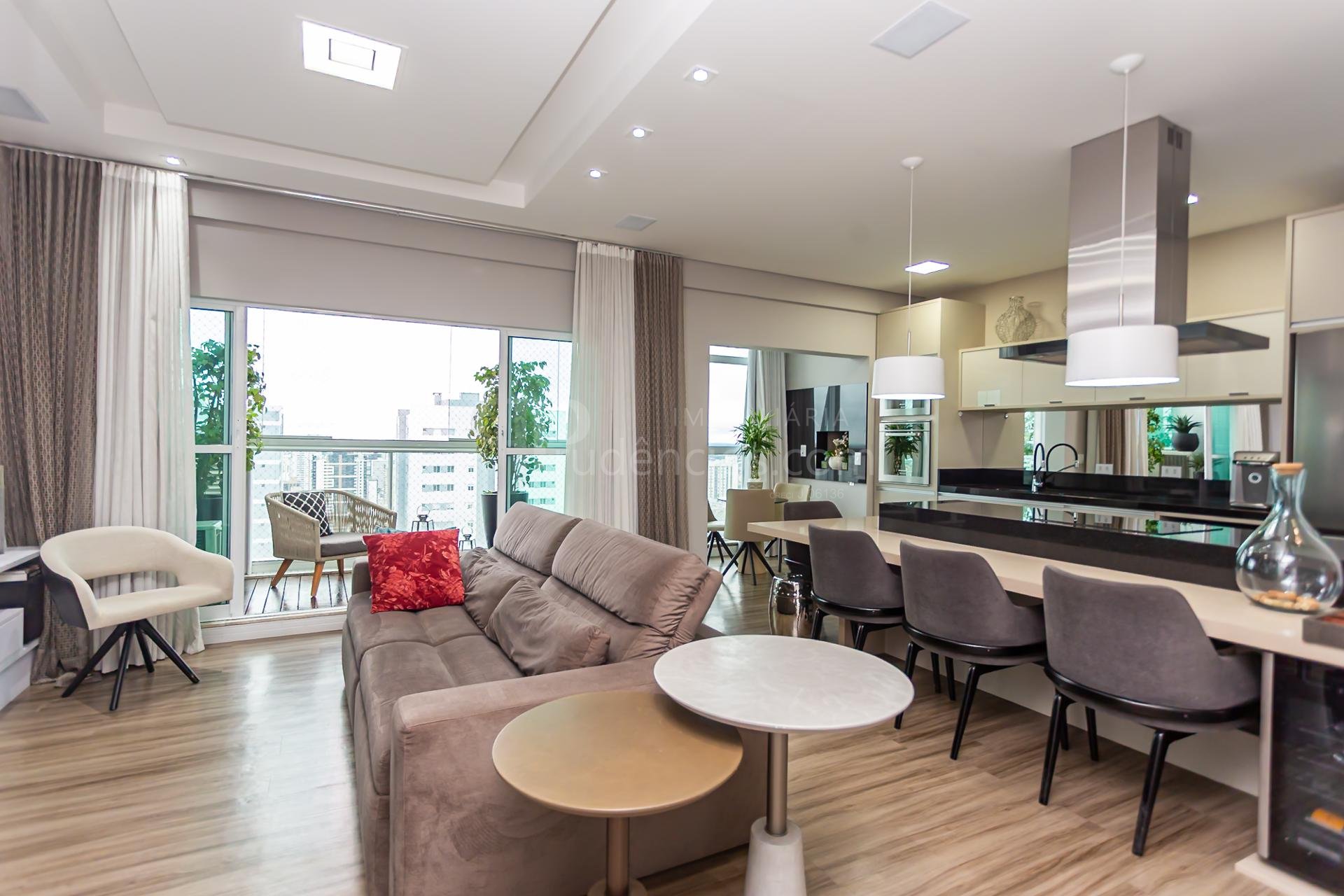 Linda cobertura  2 suítes  no Lifespace Curitiba. Lazer comple...