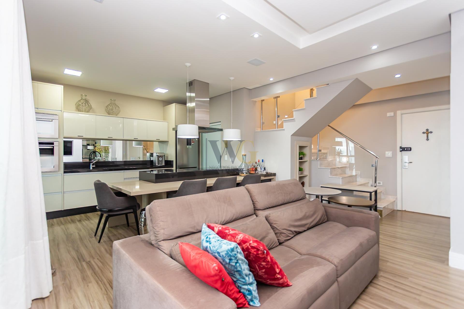 Linda cobertura  2 suítes  no Lifespace Curitiba. Lazer comple...