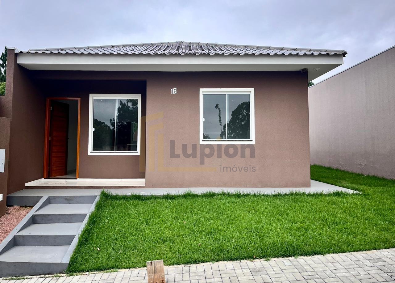 Casa no Residencial Ross - Shangri-lá com 3 quartos, laje, por...