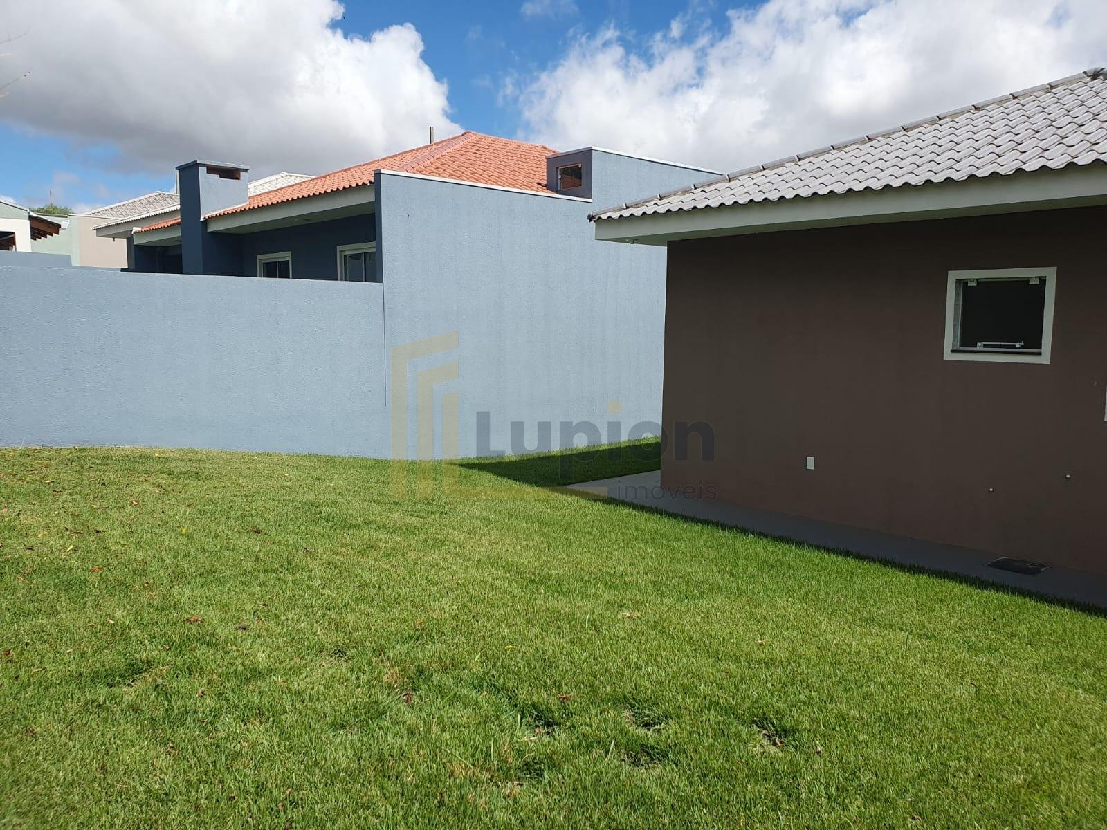 Casa no Residencial Ross - Shangri-lá com 3 quartos, laje, por...