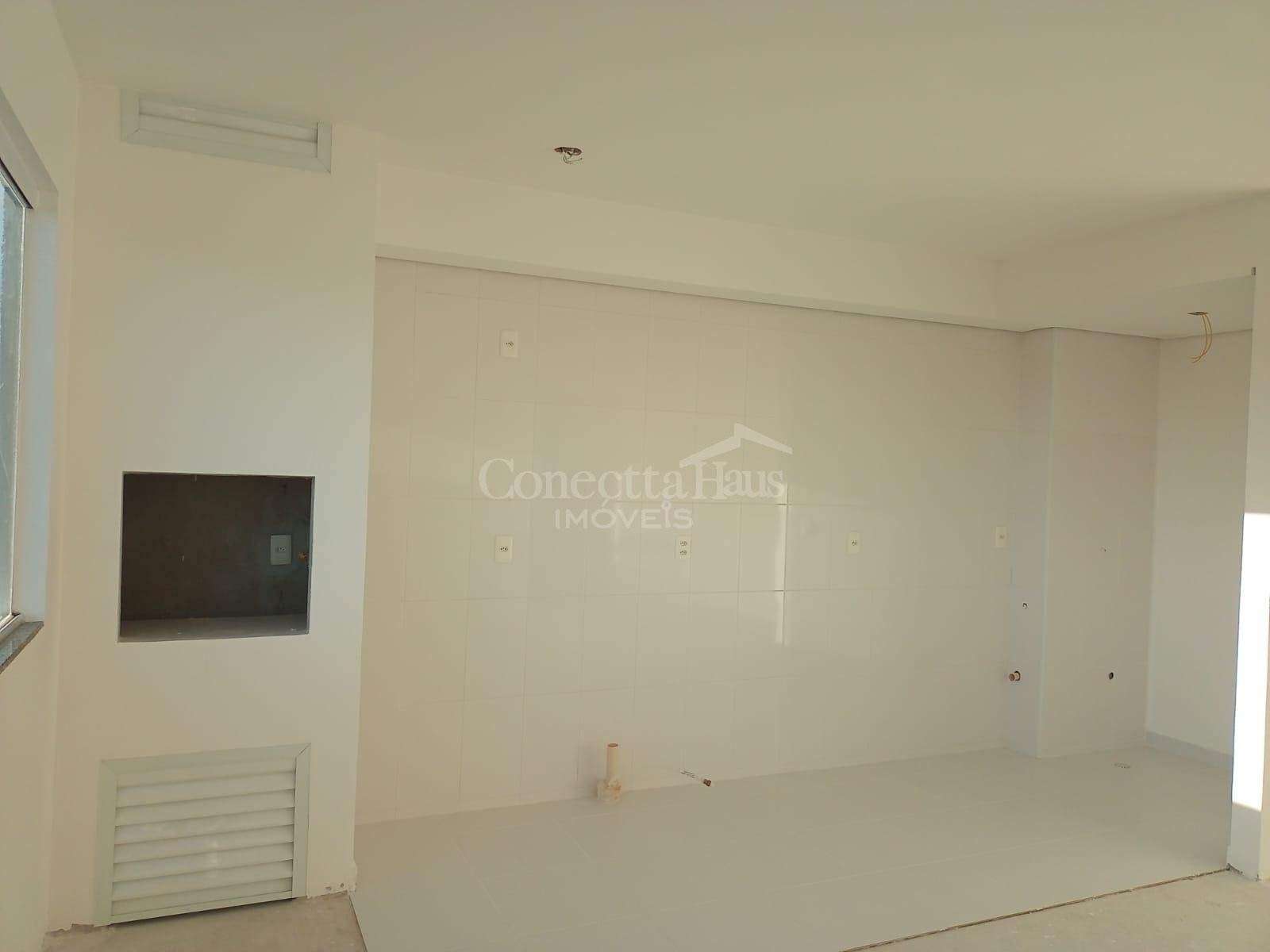 Apartamento a venda com 2 dormitórios, 113 m2, 2 vagas, Uvaran...