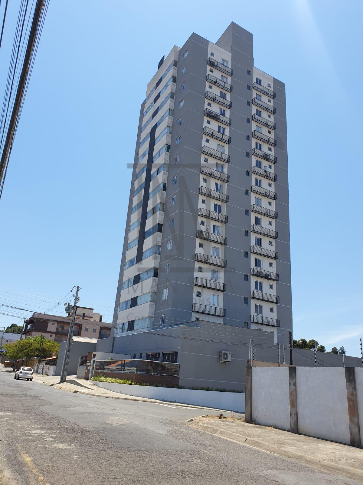Apartamento a venda com 2 dormitórios, 113 m2, 2 vagas, Uvaran...