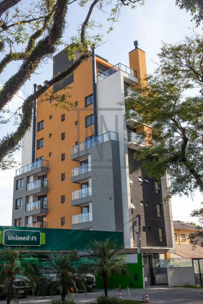 Studio à venda no Água Verde | Casa Modena com sacada e roofto...