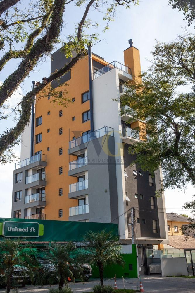 Studio à venda no Água Verde | Casa Modena com sacada e roofto...