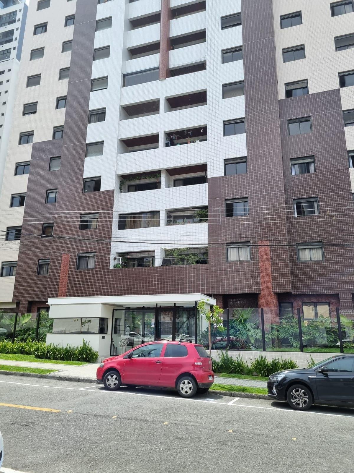 Apartamento à venda no Juvevê - 4 quartos, 2 suítes e 2 vagas - Estuda permuta  Apto e Carro