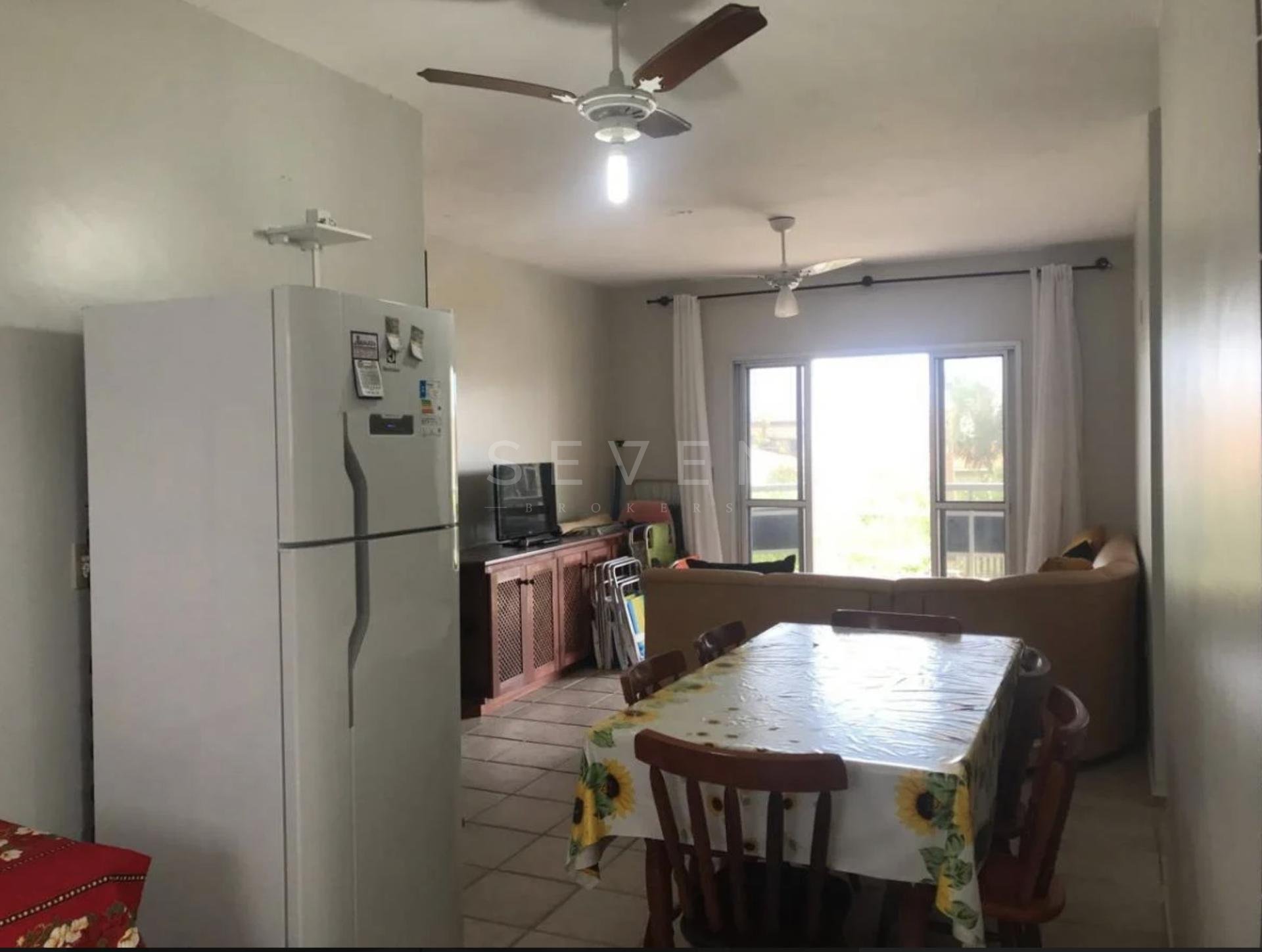 Apartamento pé na areia no Balneário Maresia - Itapoá SC