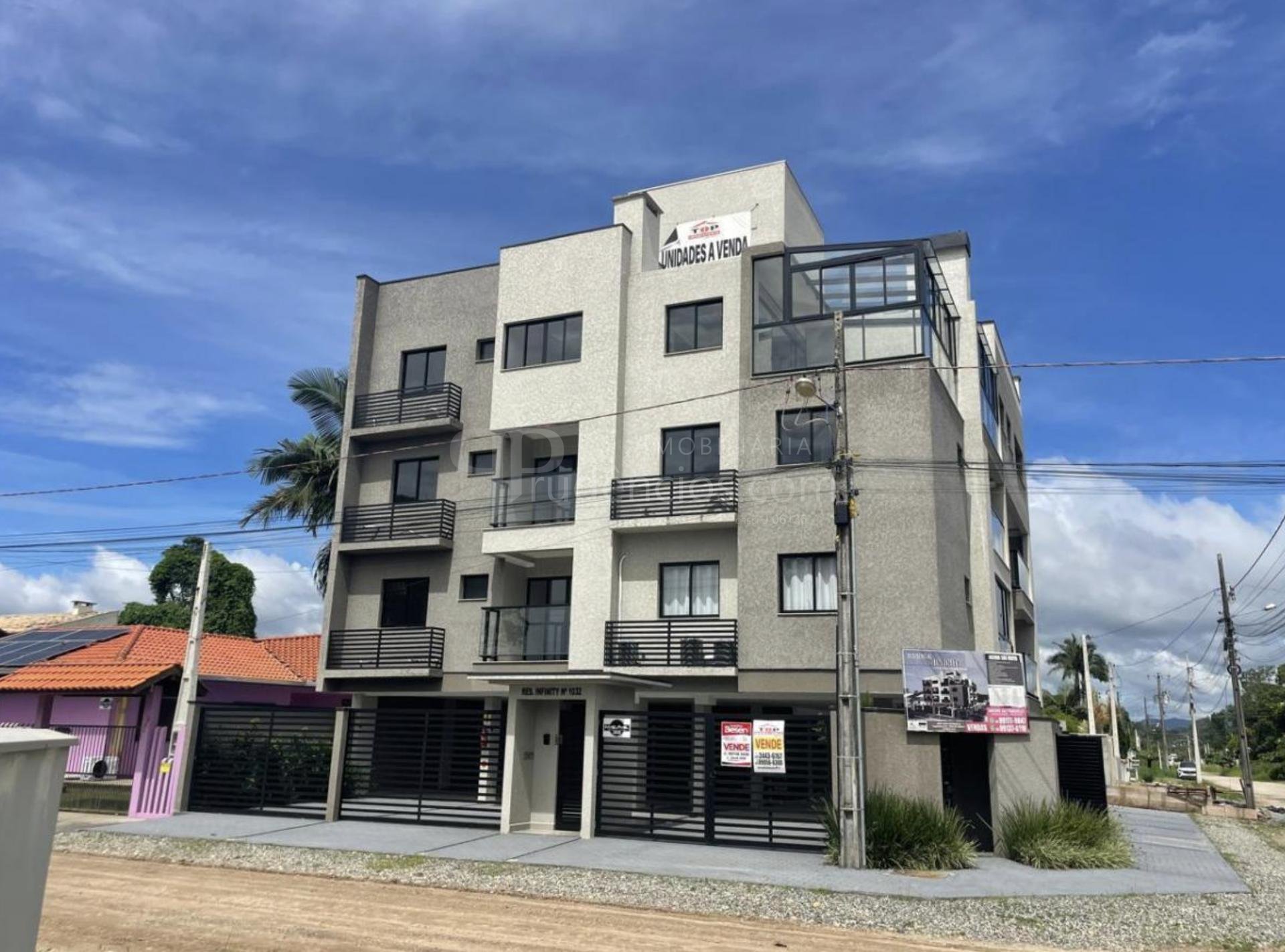 Apartamento à Venda, com suíte a 280m da praia em Itapoá