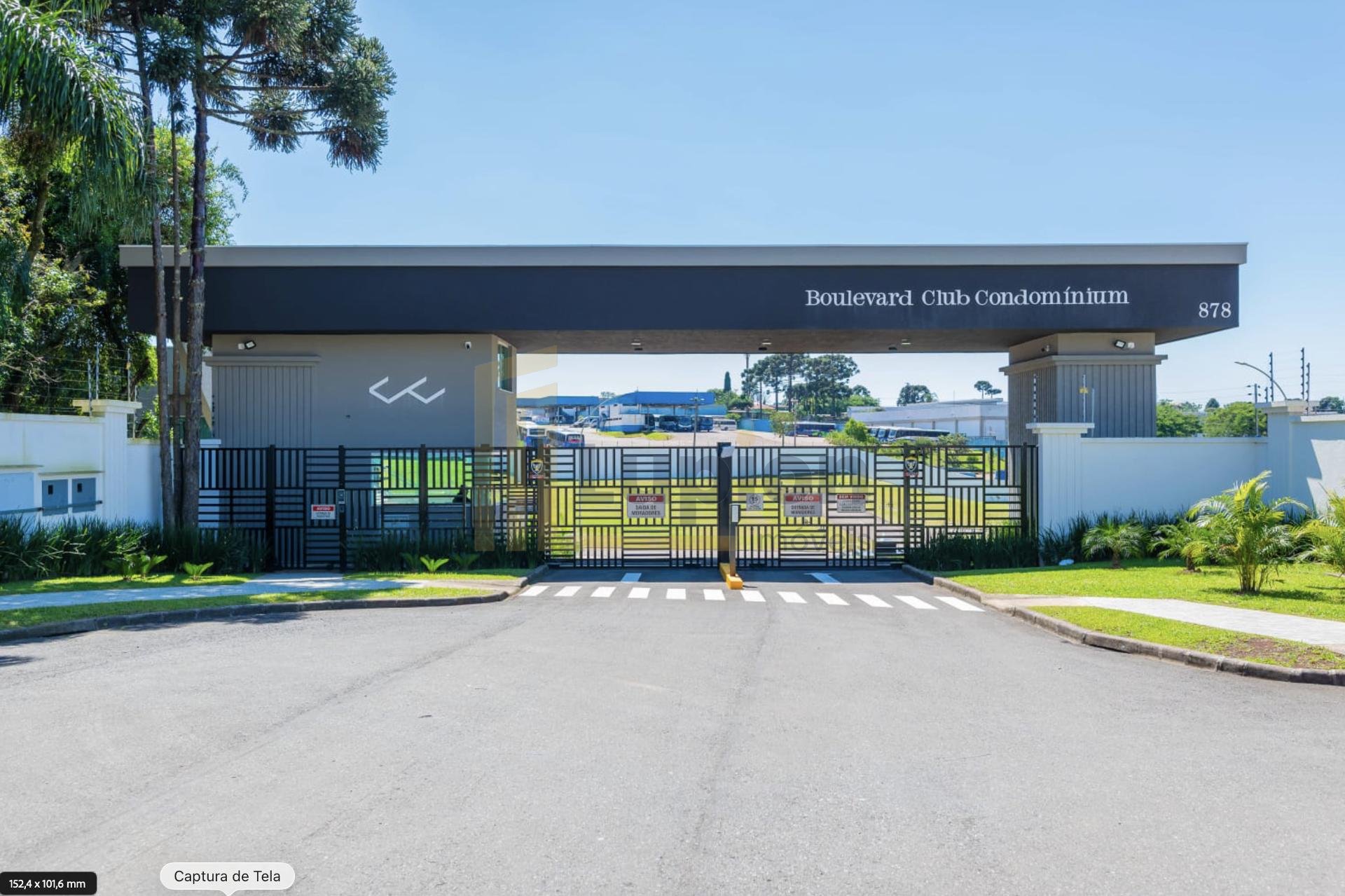 Terreno à venda, 220m2 no Boulevard Club Condominium - Xaxim, ...