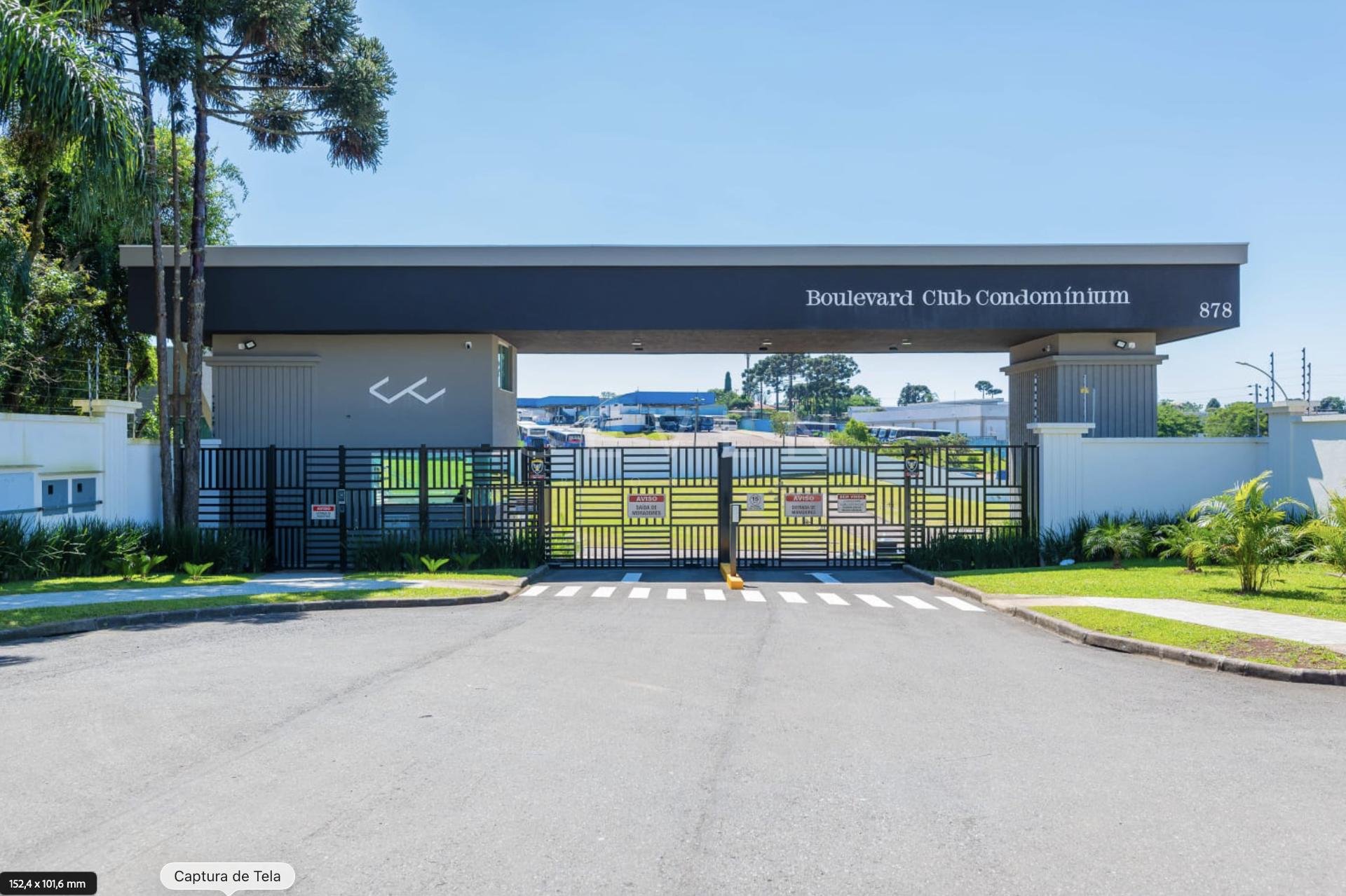 Terreno à venda, 220m2 no Boulevard Club Condominium - Xaxim, ...