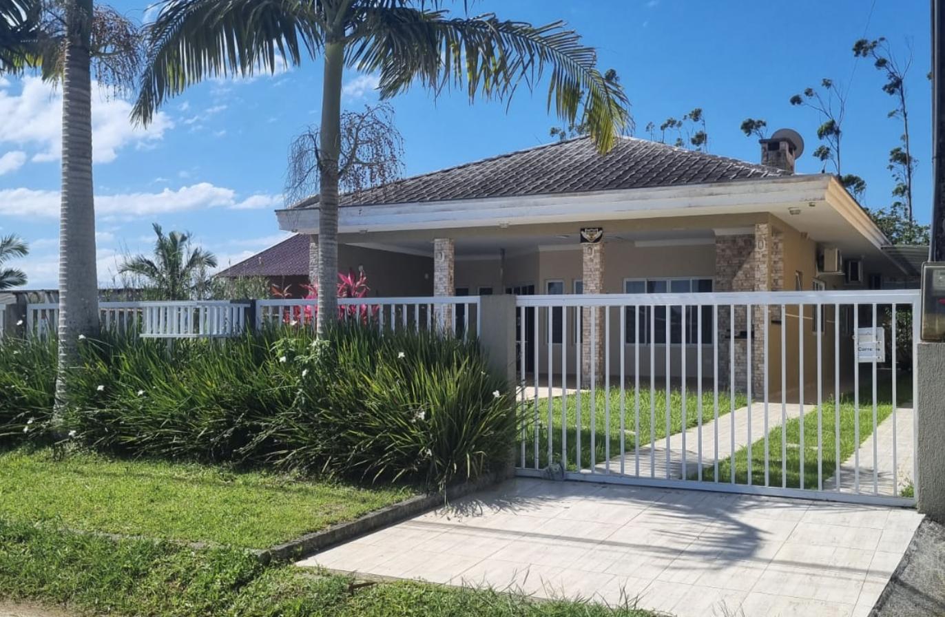Casa à venda, Barra do Saí, 4 quartos, 2 suites, com piscina -...
