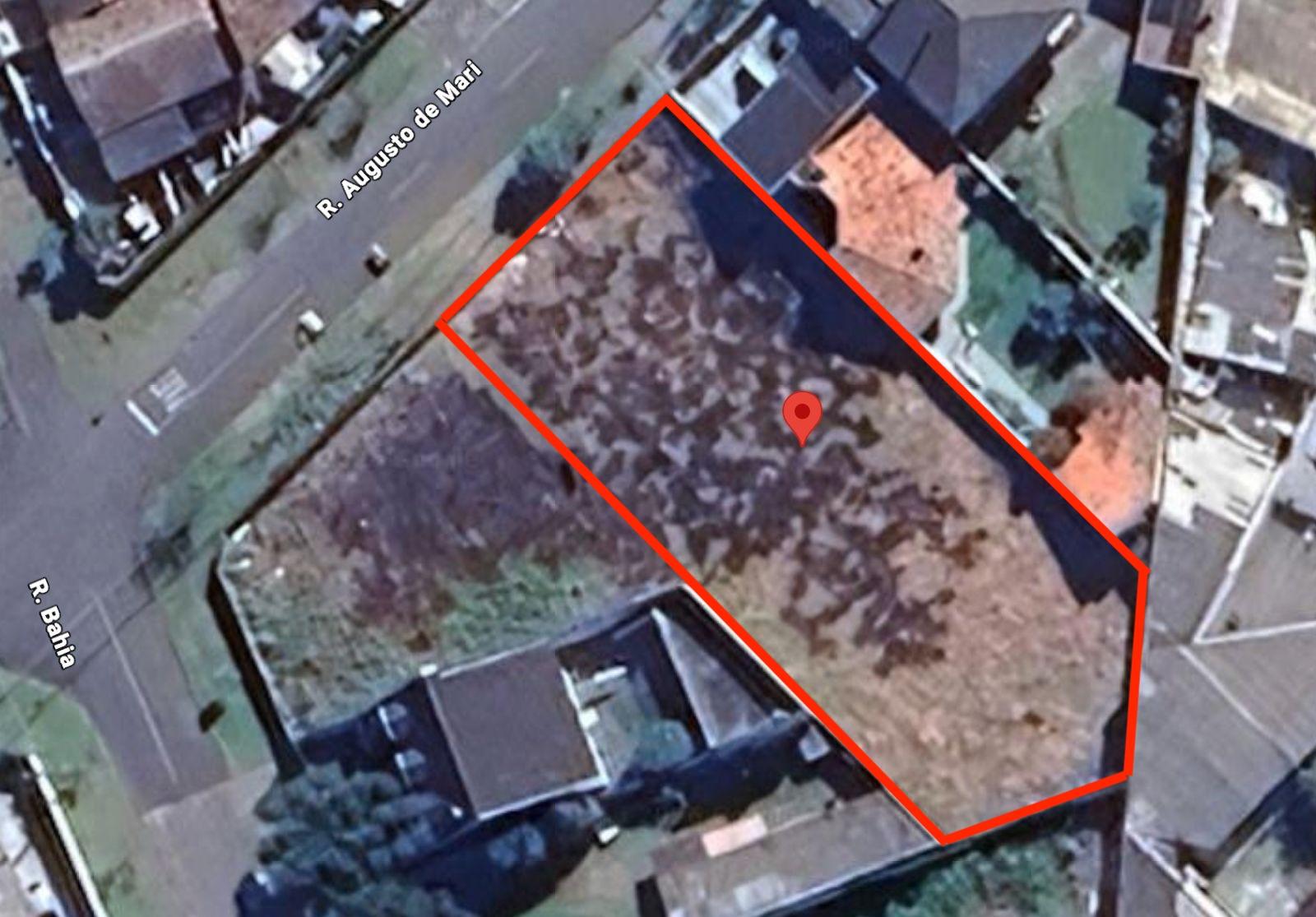 Terreno Z3 à venda no Guaíra, com 1.280 m2, ideal para sobrado...