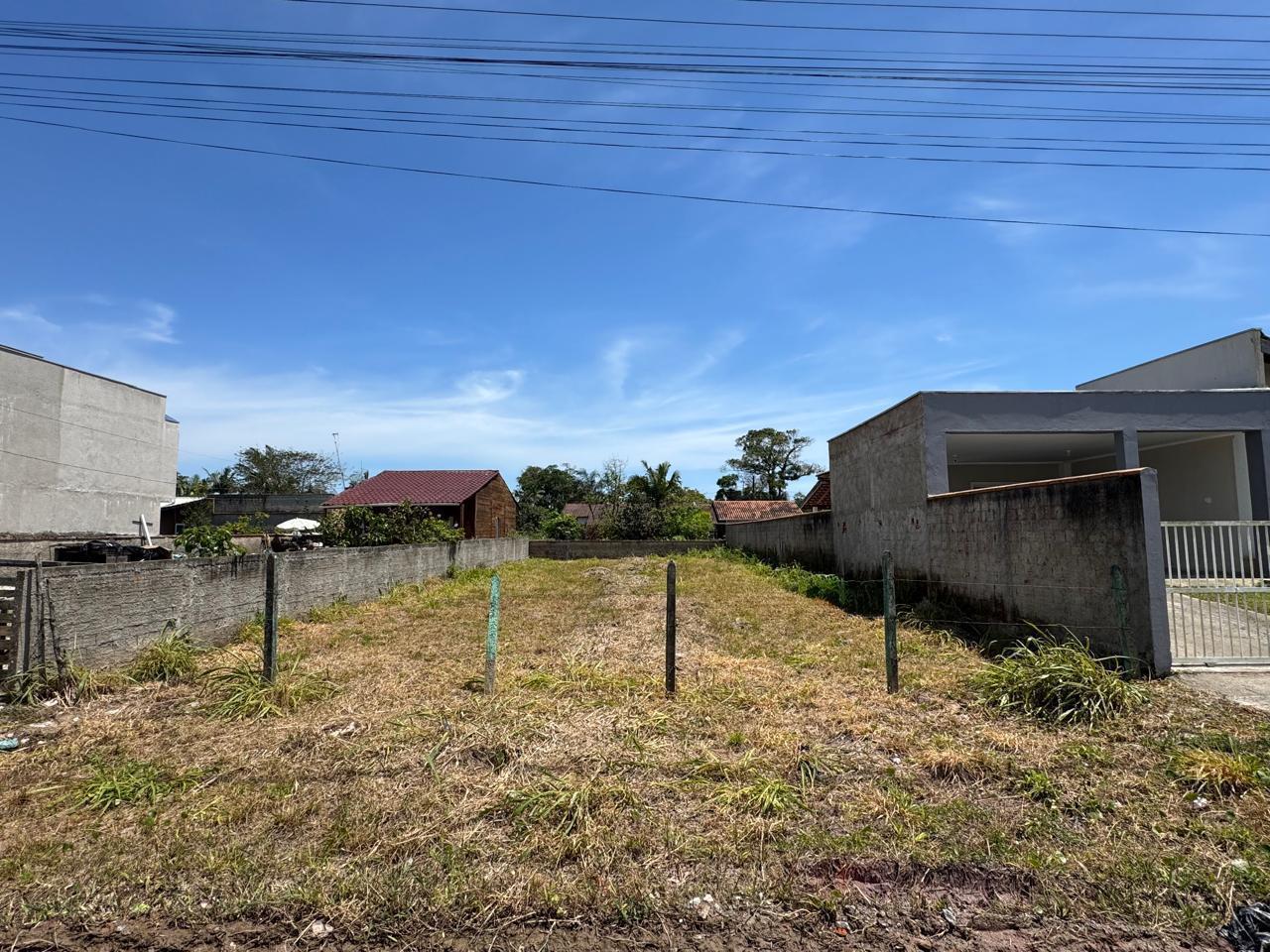 Terreno à venda, Balneário Princesa do Mar, com 384m2, 16x24m,...